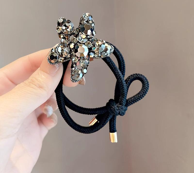 レディース ファッション 女性 かわいい おしゃれ 韓国 高級 ギフト プレゼント アクセサリー ジュエリー 髪飾り ヘア ラインストーン キラキラ 装飾 バンド スター 星 ヘッド ゴム バンド シンプル 装飾