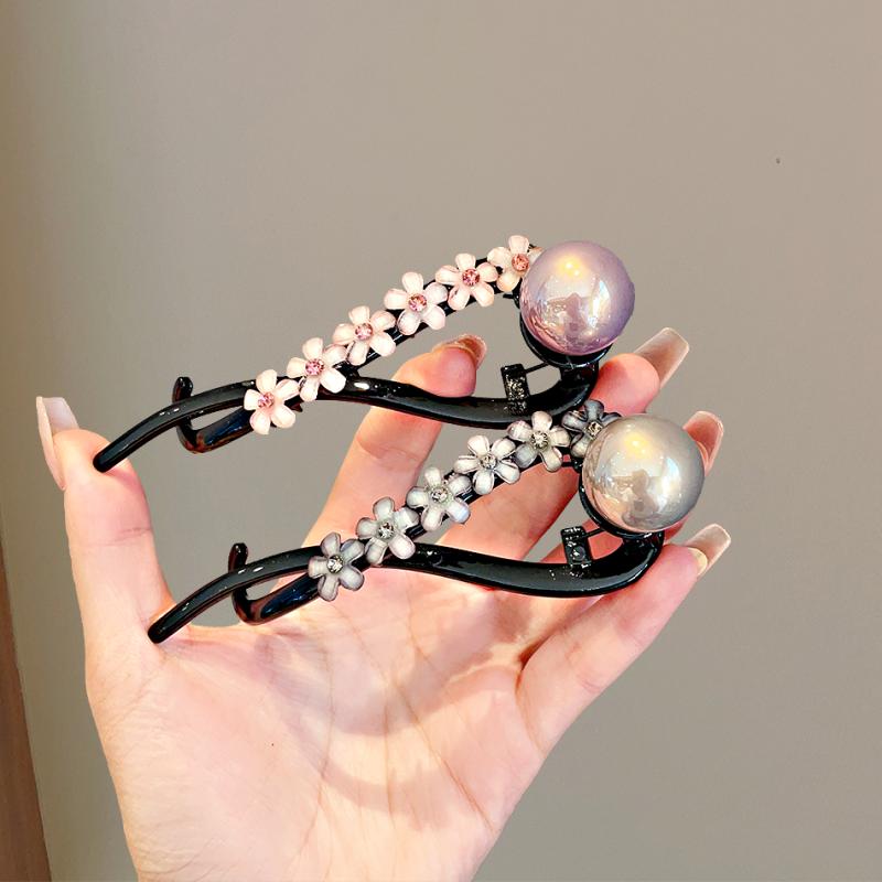 レディース ファッション 女性 かわいい おしゃれ 韓国 高級 ギフト プレゼント アクセサリー ジュエリー 髪飾り ヘア パール フラワー 花 後頭部 クリップ キラキラ ラインストーン 髪留め シンプル 装飾