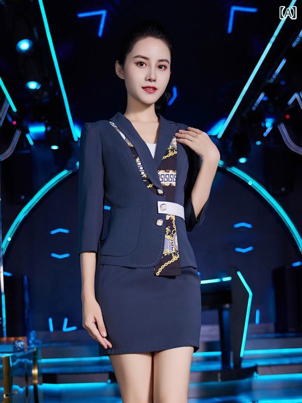 ユニフォーム  制服 赤ちょうちん キャバレー キャバレー  お上さん 流行り物 向こう正面 事務机 補佐人 若い衆 御師匠さん 服 秋 冬服