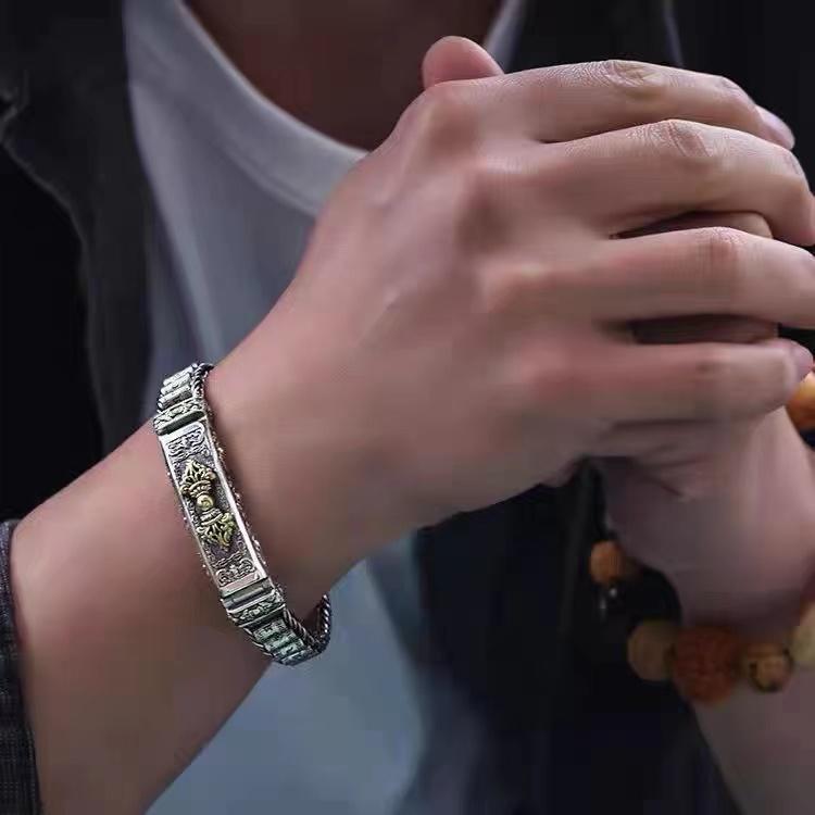 韓国 おすすめ 春夏 秋冬 メンズ 成人男性 流行り物 かっこいい 今めかしい モテ 添え物 宝飾品 腕輪 レトロ 文字記号 マン虎 分かりやすい 柄 飾りつけ 個人的特徴的 御膳上等 しろがね色
