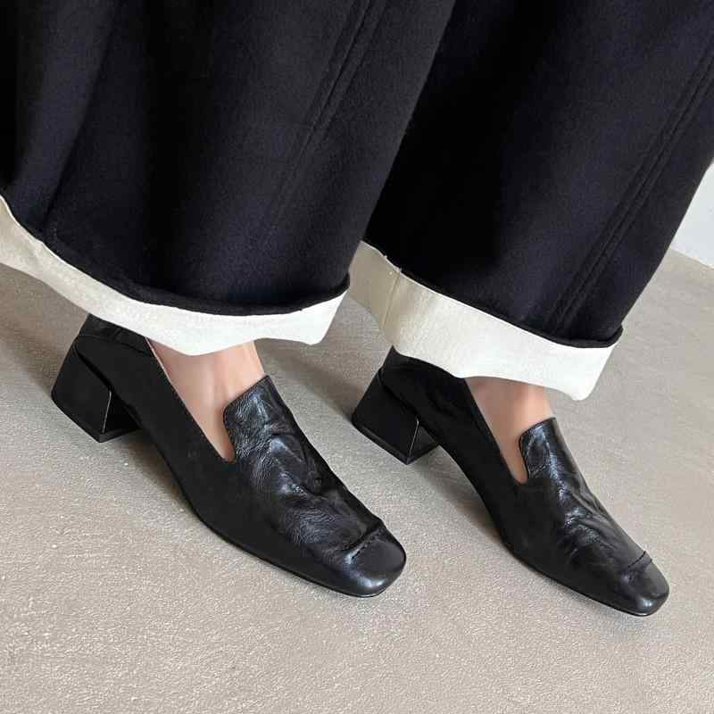 パンプス レディース 置き目毛革 なめし革 なめし革 羊革 チャンキーヒール スクエアトゥ 太踵 4珊 真っただ中踵 心地よいシューズ スリッポン 亭主もち靴 歩き分かりやすい  履き分かりやすい オール時期 黒いこと 赤銅色