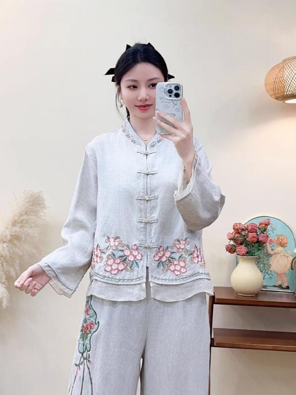 シャツ レディース 春夏 国風 花柄 刺繍 亜麻 リネン ブラウス ゆったり スタンドカラー チャイナボタン トップス 長袖 文芸復古 白 ホワイト ピンク系 黄緑 ライトブルー3