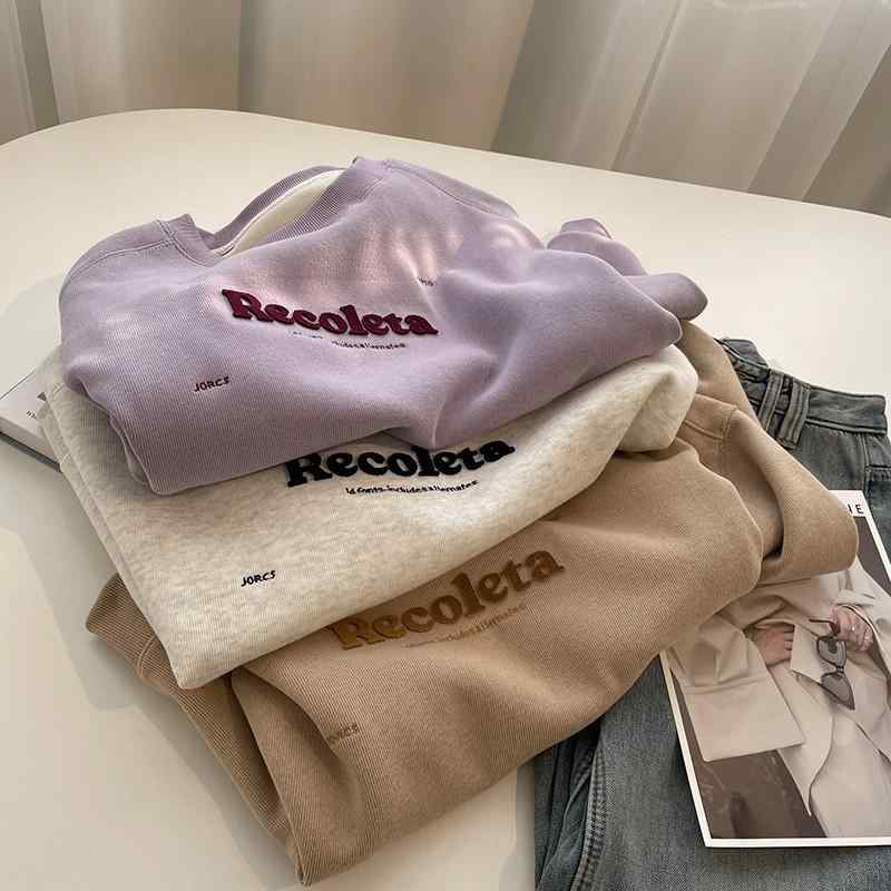 スウェット レディース 秋冬 ショート丈 ラウンドネック トップス 刺繍 ロゴ 裏起毛 厚手 ゆったり 普段使い 韓国 かわいい 白 グレー パープル系