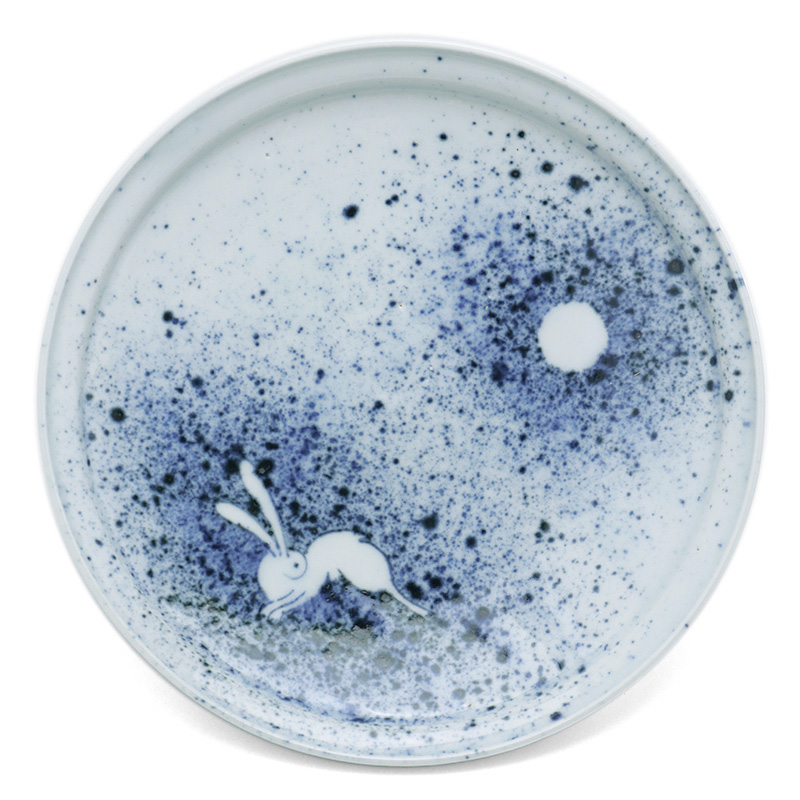 吹墨皿 楽天市場】 《素材》 > 染付 > 吹墨 > 【月兎】染付吹墨5~7.5寸