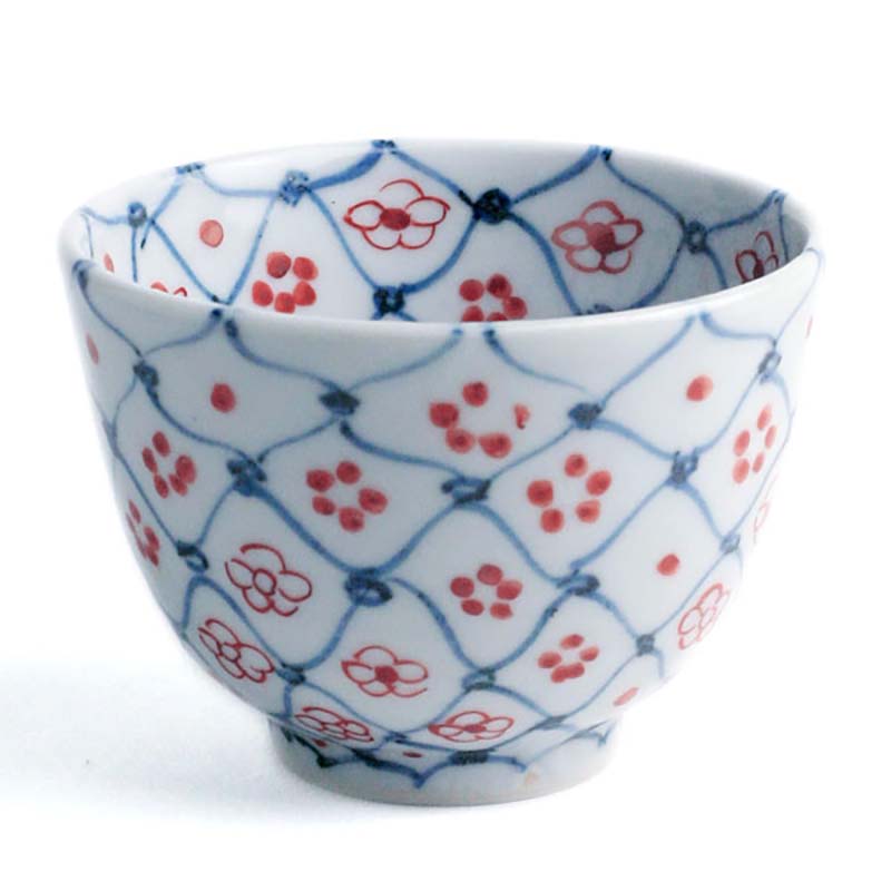 九谷焼：天啓赤絵花網文茶碗・須田菁華《汲出・ぐい呑み・8.5cm》｜和食器の愉しみ　工芸店ようび