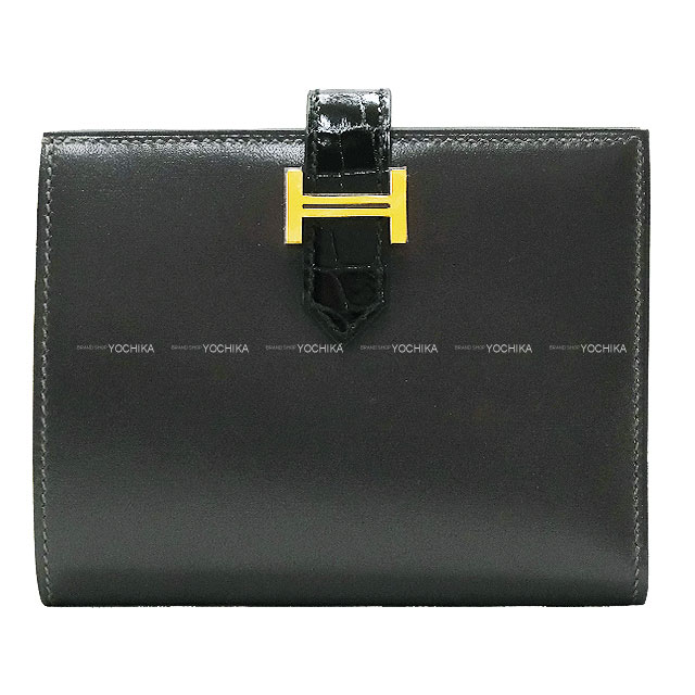 HERMES エルメス ベアンコンパクト 手当たり グリミスティ/黒 (黒いこと) ヴォータデラクト/クロコダイル アリゲーター ゴールド金具 二つ折り金入れ K目じるし 新品未当て嵌める(HERMES Bearn Compact Touch Gris Misty/Black Veau Tadelakt/Crocodile Alligator Bi-fold wallet)