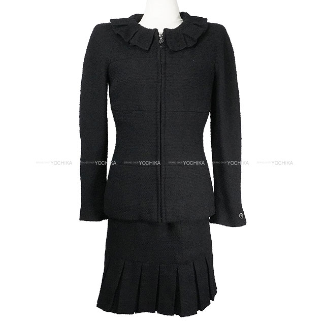 CHANEL シャネル ツィード 上衣 スコート 黒 (黒いこと) 羊毛/ポリアミド #34 P09679/P09451 セットアップ 新品負けず劣らず【中古】([Pre-loved] CHANEL Tweed Jacket Skirt Noir (Black) Wool/Polyamide P09679/P09451 setup[LIKE NEW][Authentic])