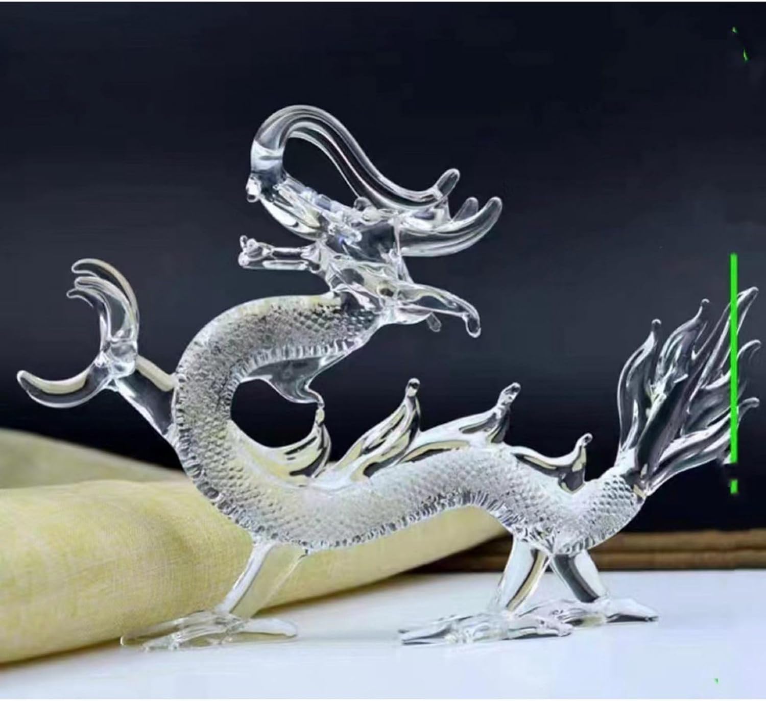 龍　竜　水晶　置物　台付き Amazon.co.jp: 龍 水晶玉 置物 五本爪 台座付き 昇龍レーザー