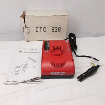 24k-443o【中古】スナップオン Snap-on スライドオンスタイルバッテリー モバイル バッテリーチャージャー CTC628【送料無料】【9800円以上で沖縄・離島も送料無料】｜四次元　ねっとフリマ
