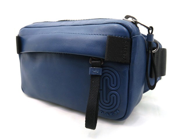 美品　COACH ワイアットボディバッグ　レザー　ブルー 公式】コーチアウトレット | ワイアット クロスボディ バッグ