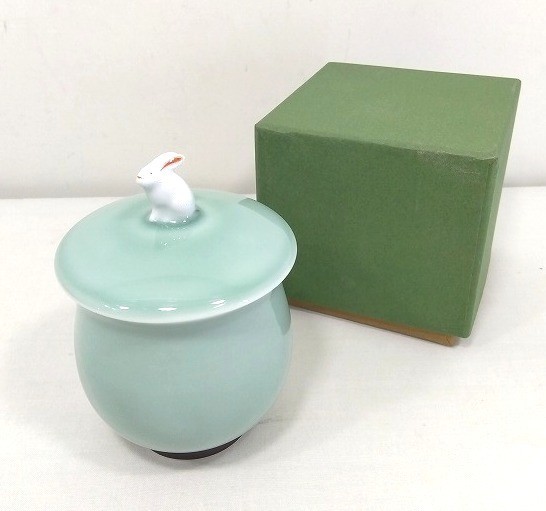 楽天市場】寒川義嵩作 古曽部焼 伊羅保 小茶碗 小ぶり 茶箱用に 木箱