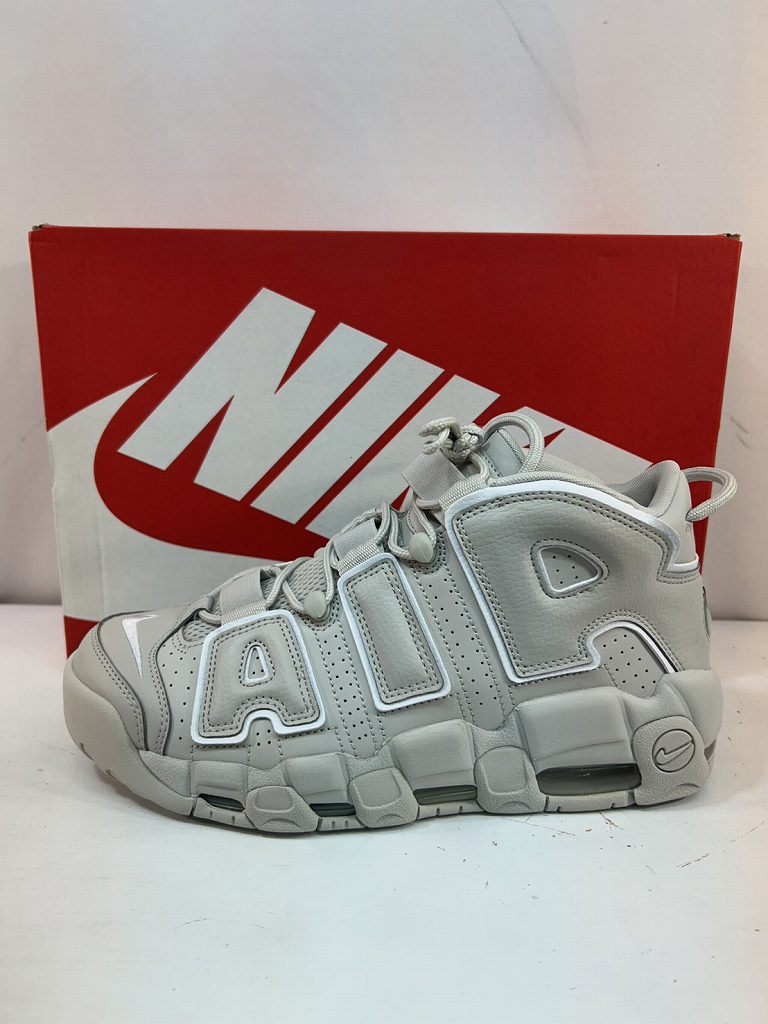 s25t-0977m【未使用】NIKE AIR MORE UPTEMPO 96 Light Bone 921948-001【9800円以上で沖縄・離島などの一部地域も送料無料での発送となります。】｜四次元　ねっとフリマ