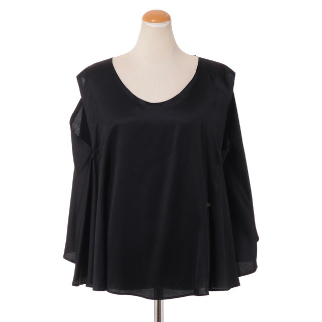 エムエムシックス メゾンマルジェラ (MM6 MAISON MARGIELA) Ｖネックブラウス サテン ブラック＜br /＞s52nc0305s54450900＜br /＞ 2023SS レディース春夏新作 送料無料 正規取扱