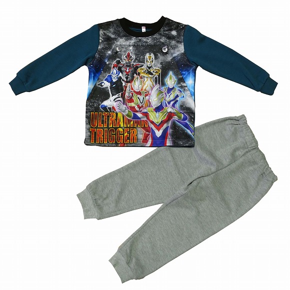 在庫1枚　ウルトラマン子供パジャマ(100)冬グリーン 4,453円