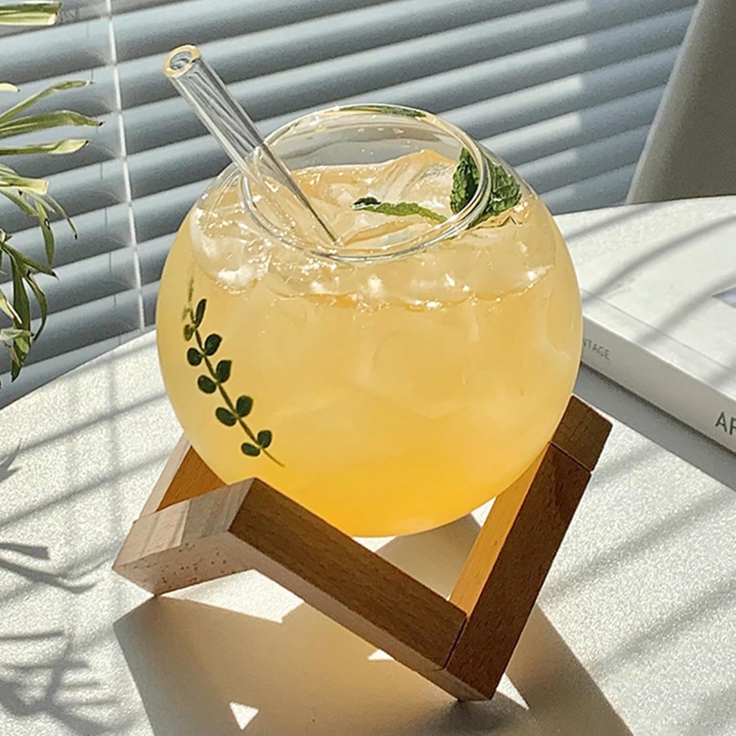 【20%OFFクーポン～】モヒートカップ ガラスコップ 475ml ストロー付き ガラス オフィス 雑貨 日式 家用 家族/バー/ピクニック/パーティーに最適 可愛い 贈り物 キッチン用 耐熱 ジュース ミルク ティー コーヒ