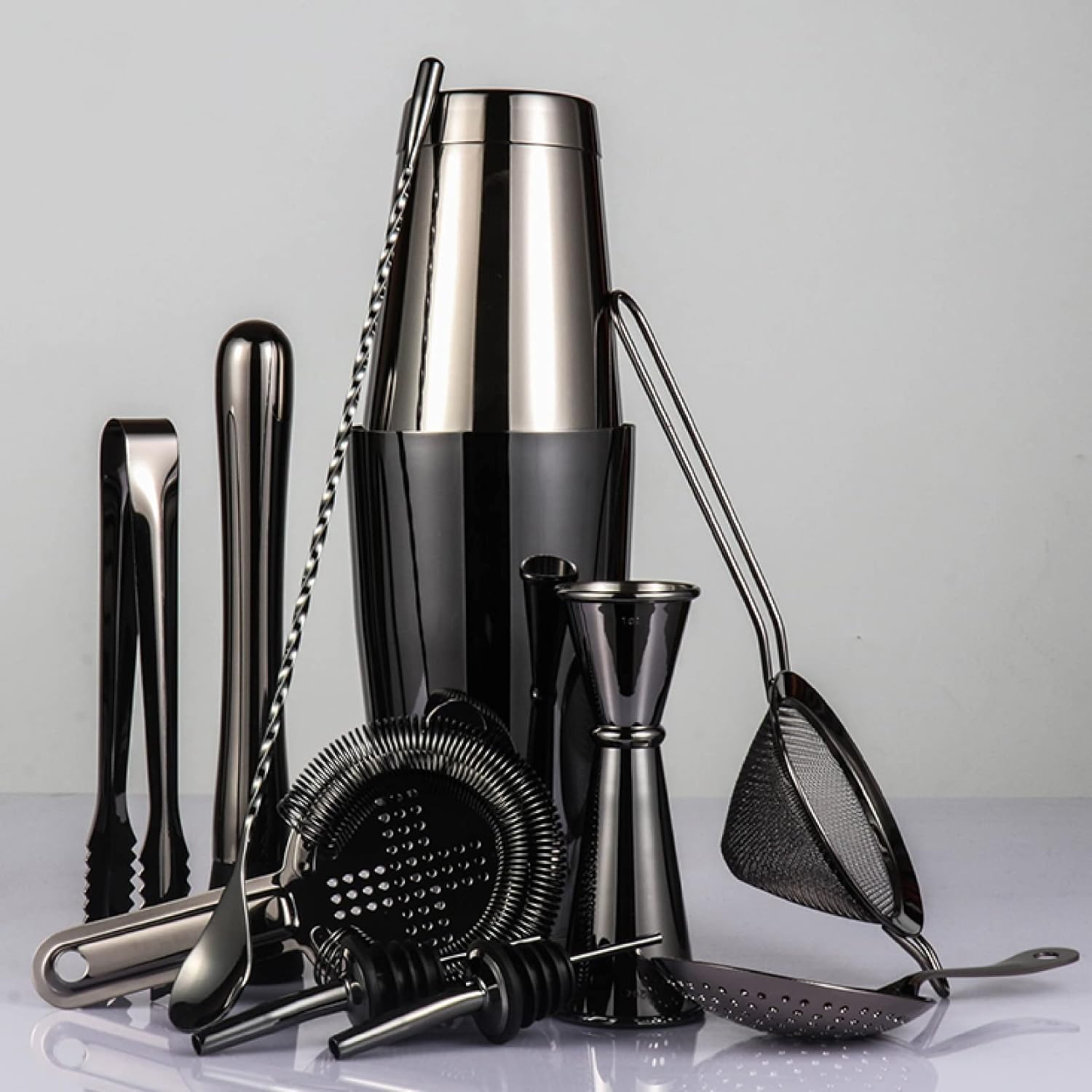 【20%OFFクーポン～】カクテルシェーカーセット ステンレス製 10点セット 黒色 850ml/550ml 練習 バーテンダー ワイン 酒 バー用 ホーム キット カクテル 業務用 自家製 バーテンダー 最高ツール ギフト