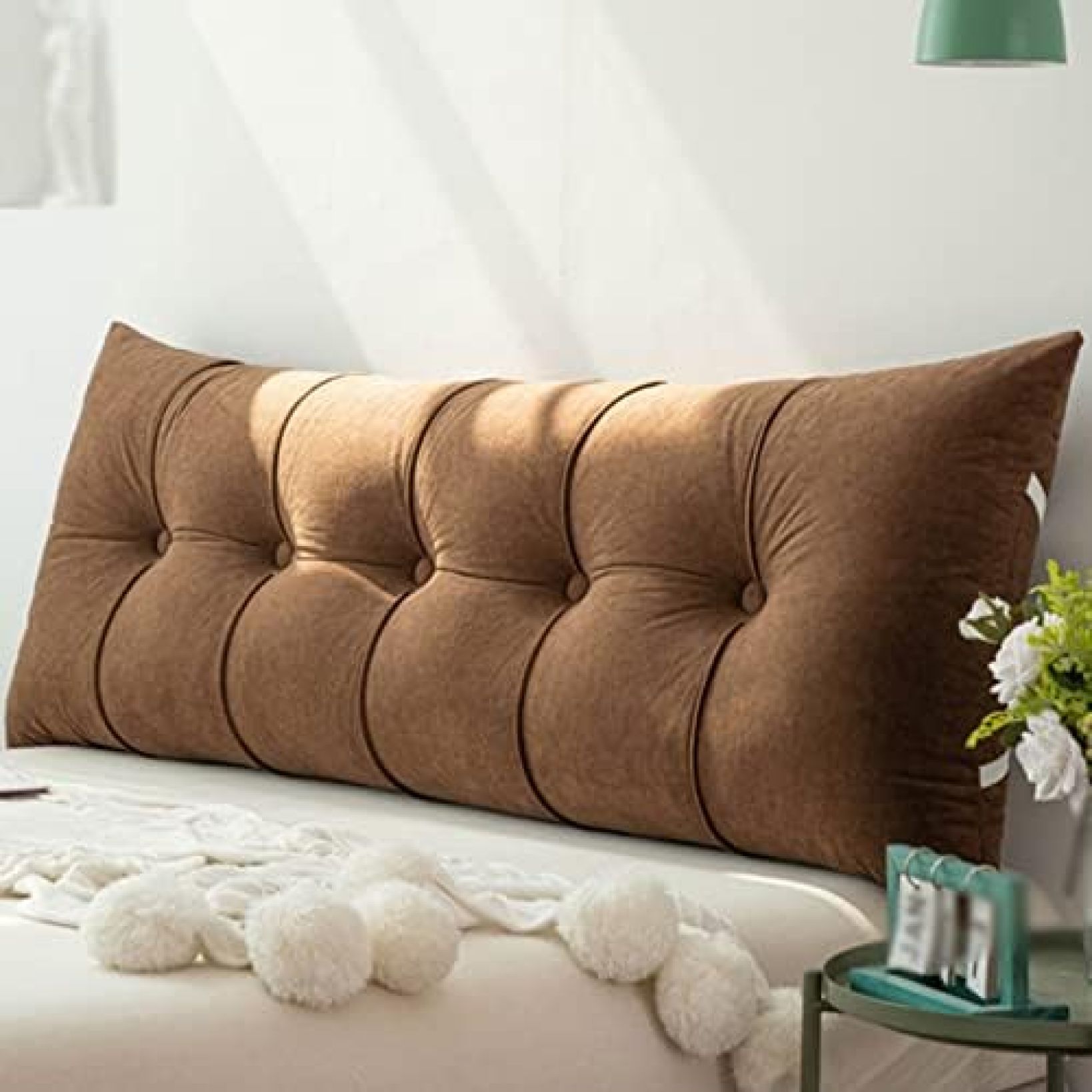 【20%OFFクーポン】ウェッジ枕 腰椎パッド うつぶせ寝クッション ふわふわ ウェッジクッション ベッドクッション デイベッド 背中 モダン シンプル 背もたれクッション ブラウン 背当てクッション 120*55*18cm｜Yokos