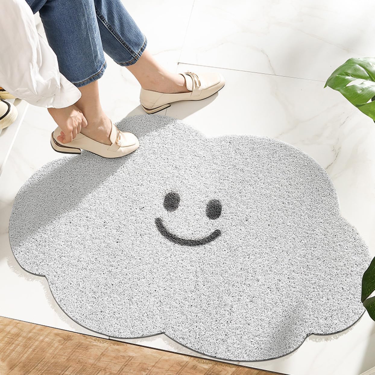 【20%OFFクーポン】ドアマット 雲 カラー１ 洗える 45*75cm すべりどめ 玄関マット 屋外 マット 屋内 おもしろい インドアマット 北欧風 泥落としカーペット 吸水速乾性 階段マット 浴室足ふきマット PVC
