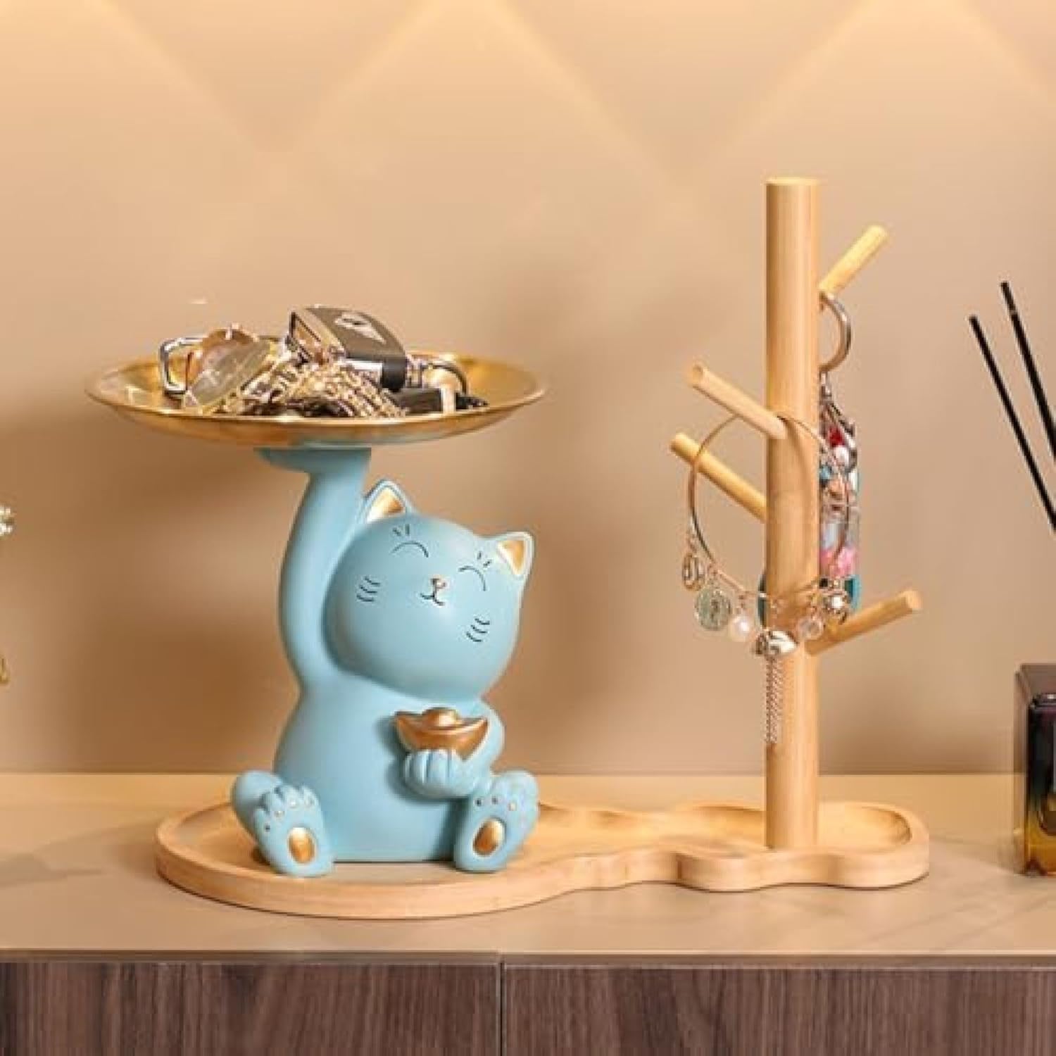 【20%OFFクーポン】ネコちゃん キー収納 小物入れ 玄関収納 おしゃれ オブジェ 置物 鍵置き 鍵入れ 卓上置物 収納トレイ 動物像 彫刻装飾 財布 口紅スタンド 机 ホーム飾り 玄関 化粧卓 インテリア ペットサイトテ｜Yokos