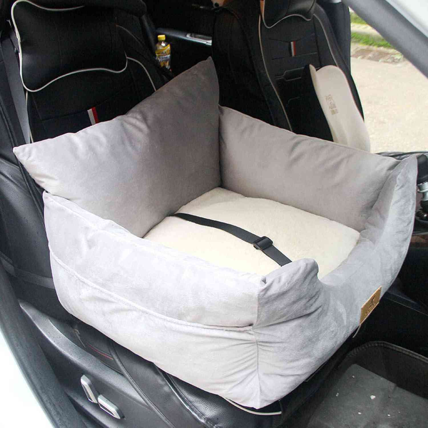 ドライブボックス 小型犬 アームレスト 持ち運び ペット 設計 車 55*51*30 犬車用ドライブボックス小型犬2匹用 中型犬 カー用品 車用 ペットシート ドライブシート カバー 折りたたみ 防水｜Yokos 14,471円
