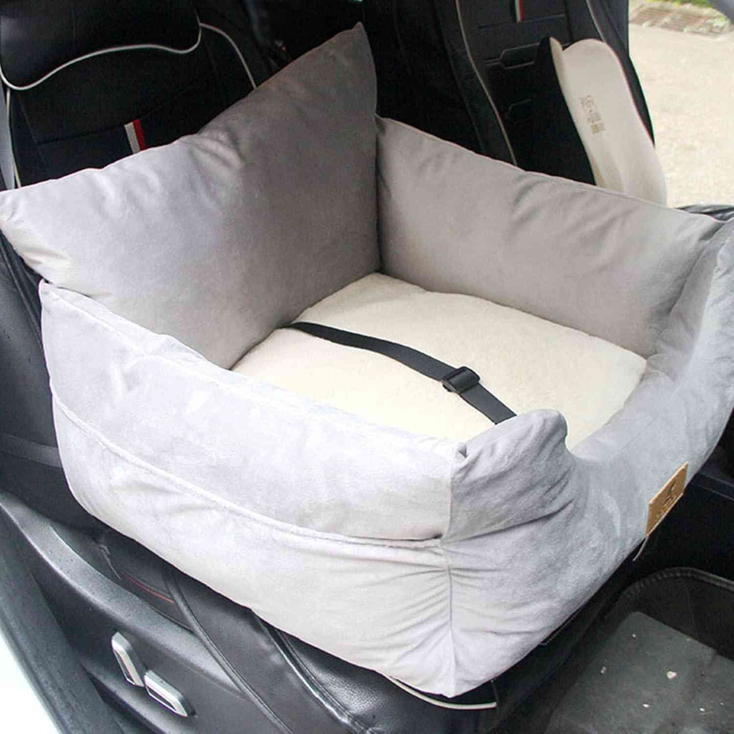 中小型犬 車用ペットシート ペットドライブボックス 犬/猫用 車載用ソファー 飛び出し防止 ペットクッション 通年利用 春夏秋冬 あったか L 柔らか 車用ペットシート 座席シート 耐噛み 簡単取付|Yokos
