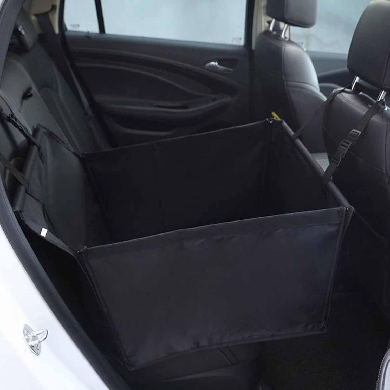 ドライブボックス 中小型 ペット用 大型犬 設計 猫 ペット ドライブベッド ドライブシート 飛び出し防止 安全ベルト付き お手入れ簡単 滑り止め 水洗い 可能 ペット お出かけ用 車酔い防止 車載用
