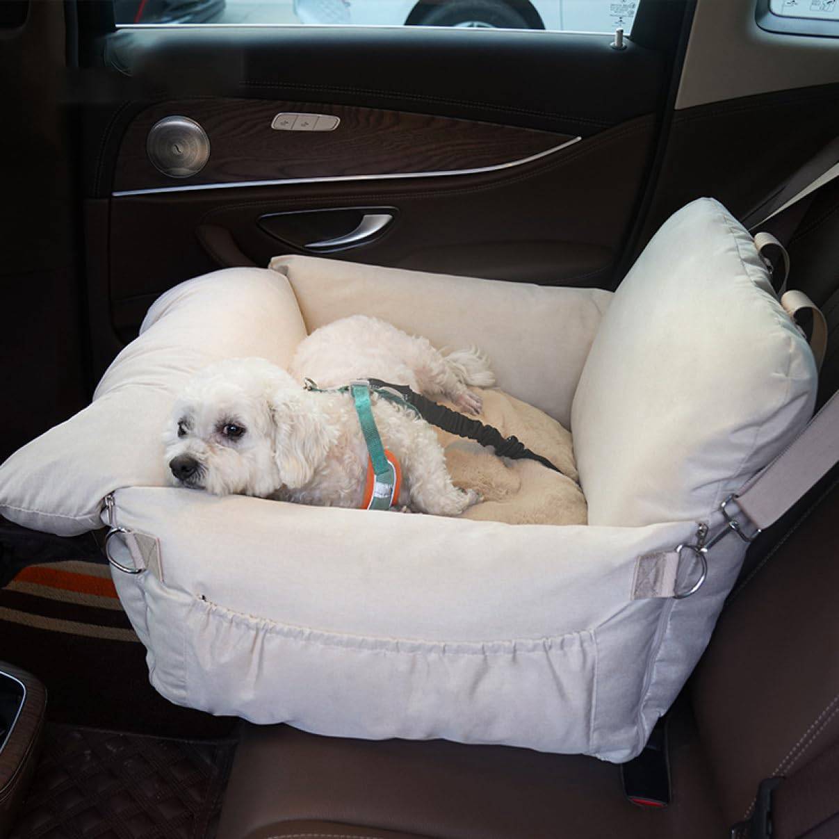 ドライブベッド 犬 車 ドライブボックス 座席シート 飛び出し防止 車酔い防止 ベージュ 水洗い可能 2way 中小型犬 車載用 カー用品 ペット用品 カーシート 後部座席 滑り止め ふわふわ 座り心|Yokos