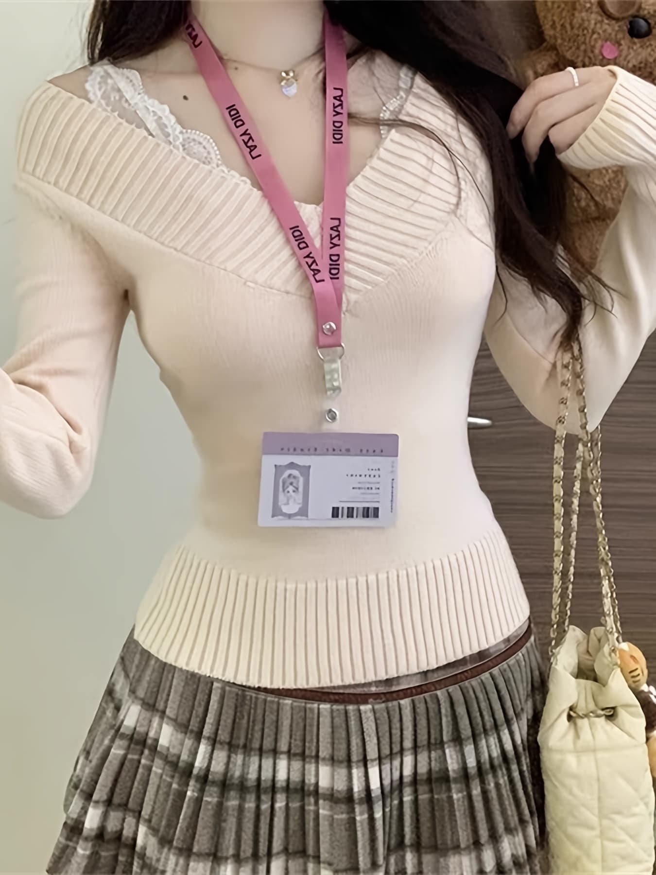 【小顔魅せ】ニット レディース セーター Vネック トップス 長袖 タイト リブニット カットソー プルオーバー 無地 レース 重ね着風 レイヤード風 インナー フィット 伸縮 ストレッチ 細見え 着痩せ 体型カバー きれいめ 大人可愛い フェミニン エレガント オフィス