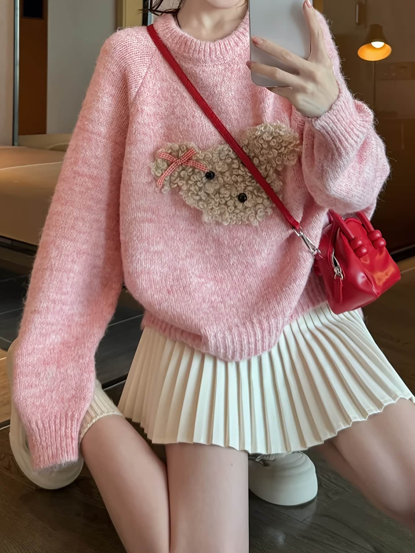 【立体クマちゃん】 ニット セーター レディース トップス プルオーバー くま ぬいぐるみ ワッペン 刺繍 クルーネック ラウンドネック 長袖 厚手 ゆったり 大きいサイズ 体型カバー 着痩せ 暖かい 二の腕カバー 大人可愛い 韓国ファッション ガーリー スクール 部屋着