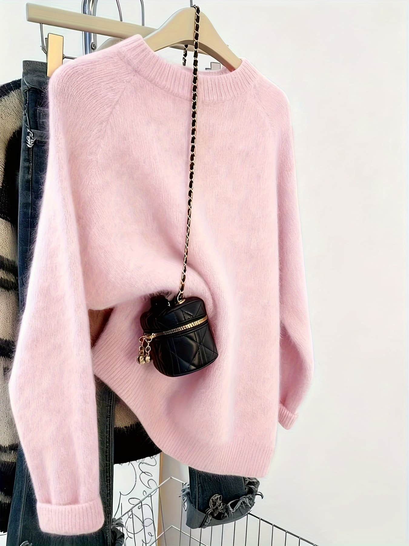 【ふわふわ】ニット セーター レディース 秋冬 シャギーニット モヘアタッチ クルーネック 丸首 トップス プルオーバー 長袖 無地 ゆったり 体型カバー 華奢見え 着痩せ ボリュームスリーブ 厚手 暖かい 防寒 もこもこ 韓国ファッション 大人可愛い きれいめ