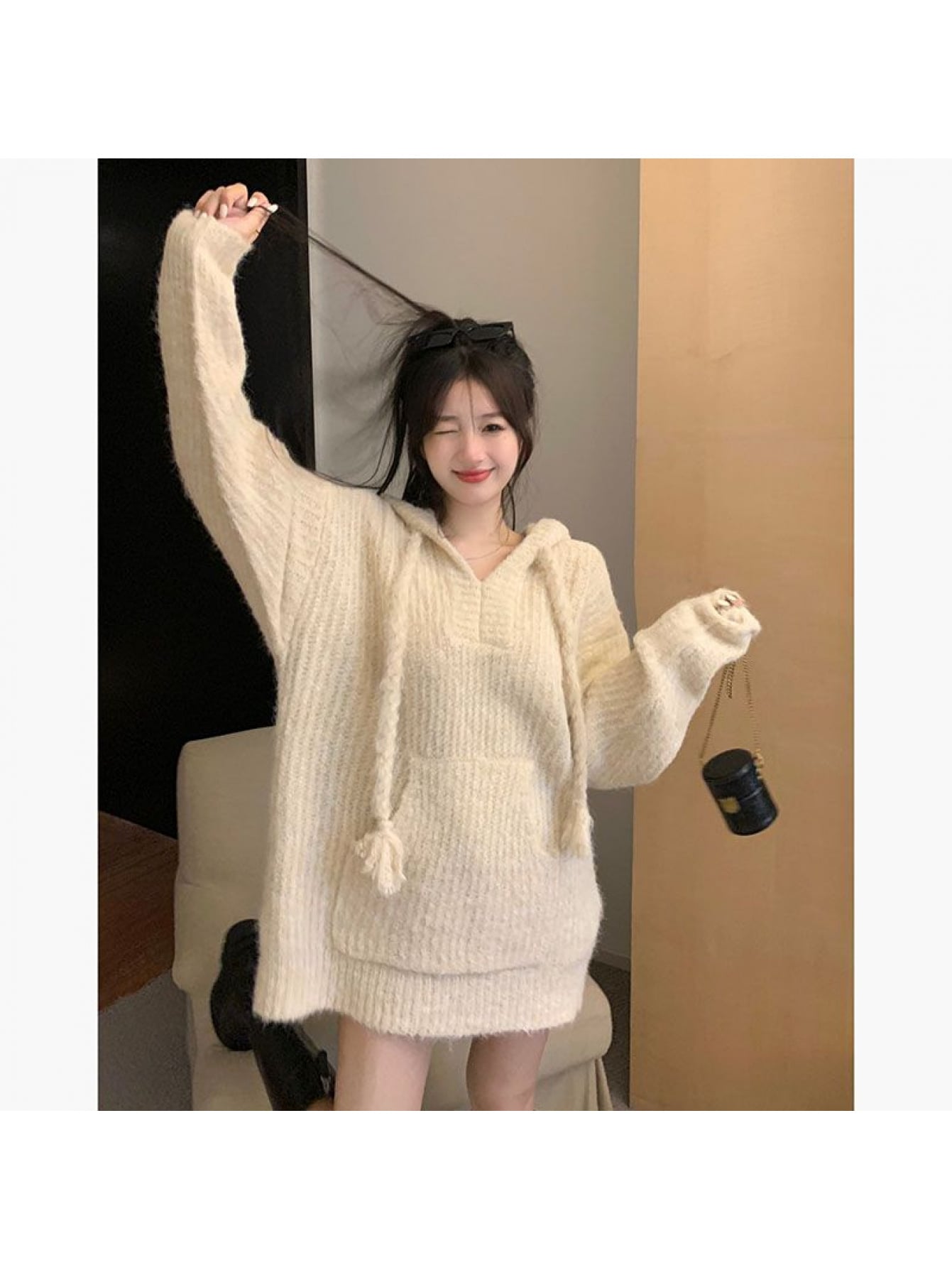 【もこもこ】ニット パーカー レディース セーター フーディー トップス オーバーサイズ ゆったり ビッグシルエット 長袖 プルオーバー チュニック 柔らかい 厚手 暖かい 防寒 体型カバー 着痩せ 華奢見え お尻が隠れる 二の腕カバー 大人可愛い カジュアル｜Yokos 9,541円