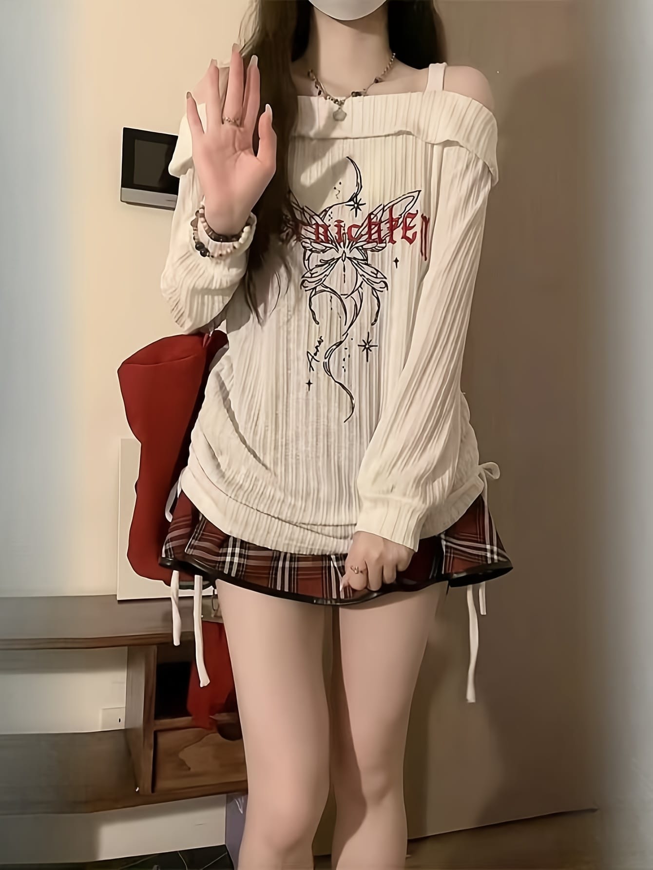 【Y2Kレトロ】オフショルダー ニット トップス レディース 肩出し カットソー 長袖 ロンT リブニット プルオーバー 蝶 プリント バタフライ リボン ギャザー アメカジ ストリート 地雷系 サブカル系 韓国 ファッション 着痩せ 細見え 鎖骨見え 体型カバー 華奢見え 秋