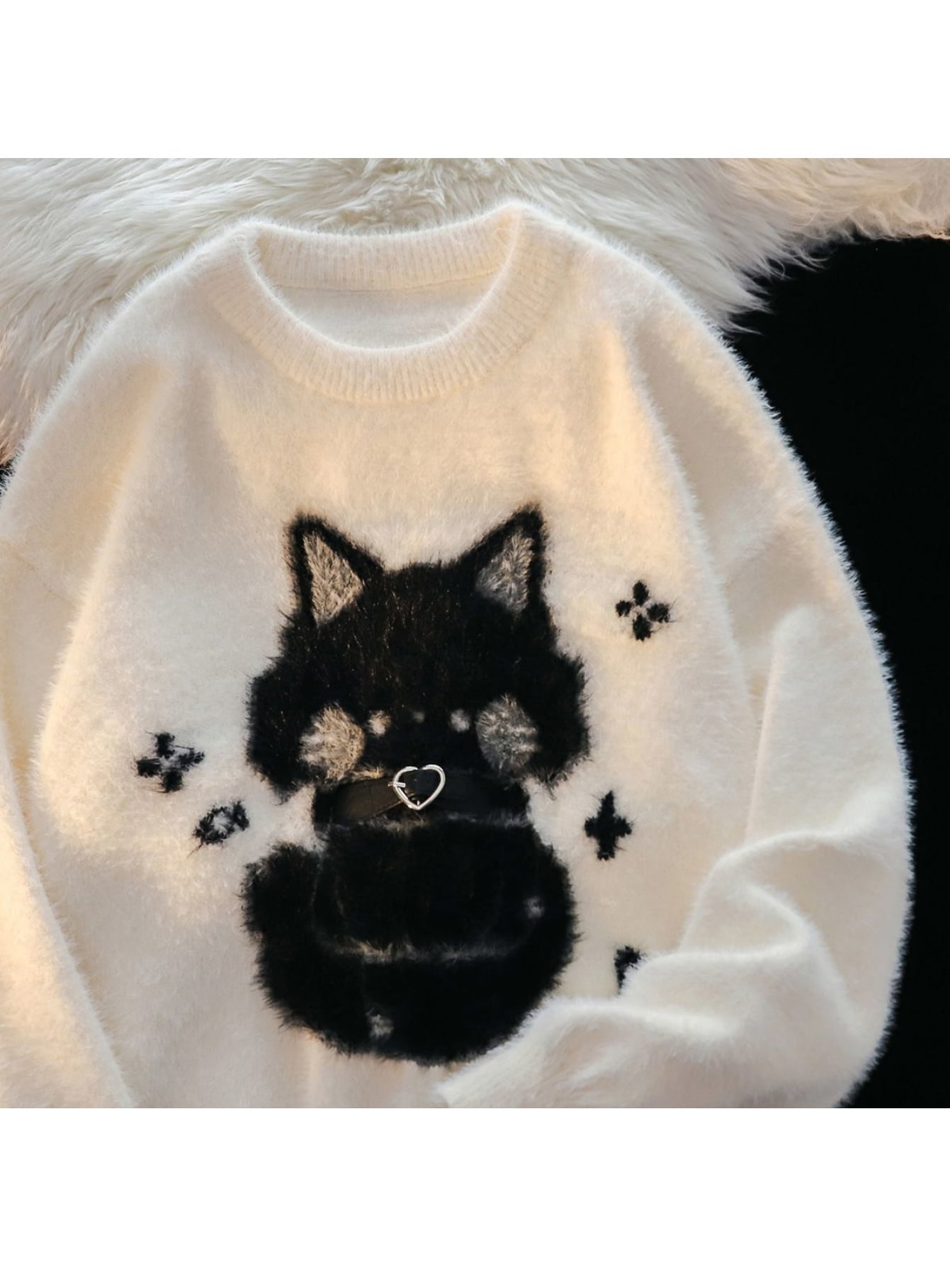 【猫柄デザイン】ニット セーター レディース メンズ 猫 ネコ シャギーニット 厚手 トップス クルーネック ハート 長袖 ビッグシルエット オーバーサイズ ゆったり 体型カバー 着痩せ 暖か 防寒 ふわふわ もこもこ モヘアタッチ 韓国 地雷系 量産型 大人可愛い｜Yokos