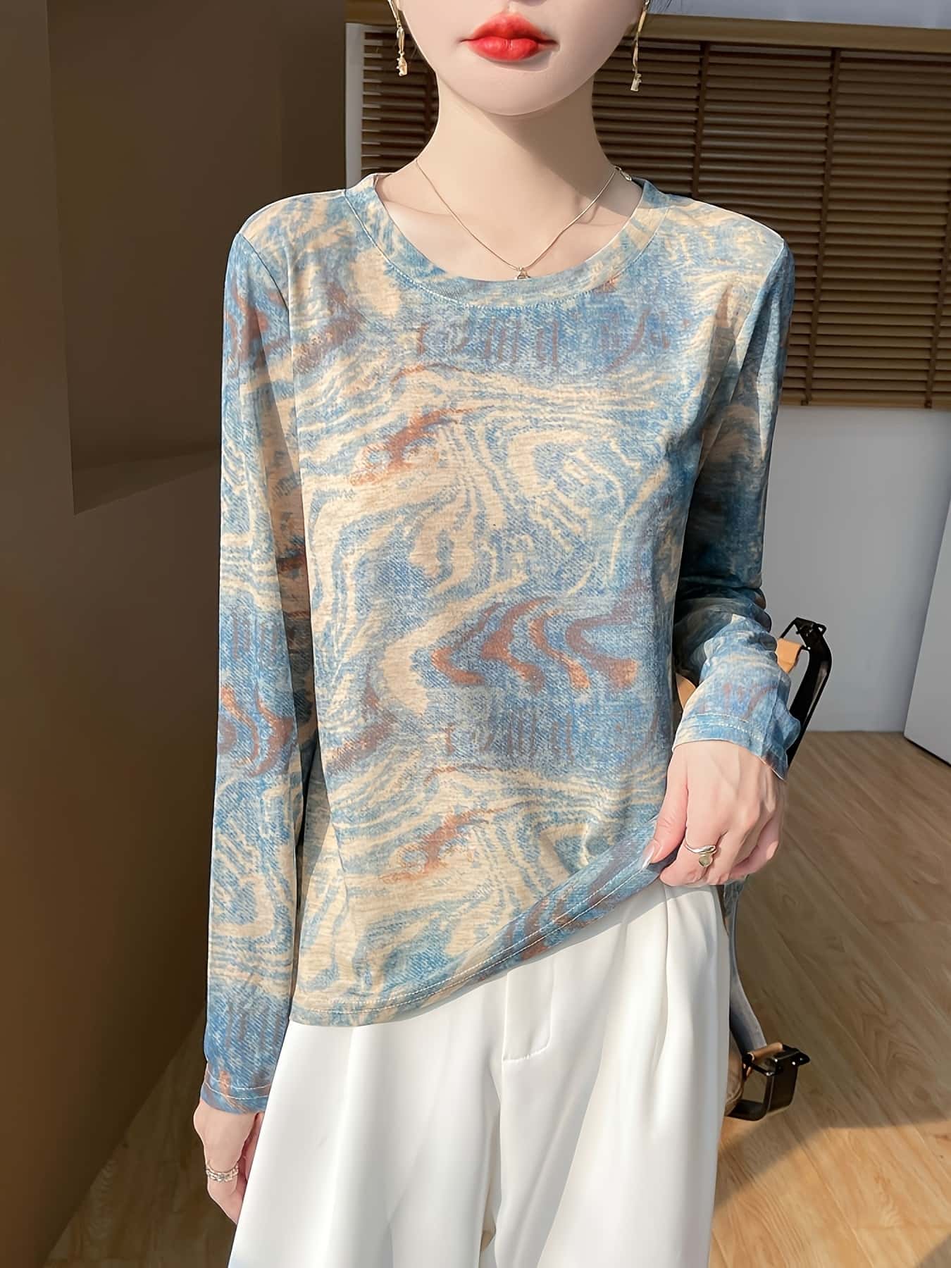 【こなれ感】 カットソー レディース 長袖 Tシャツ タイダイ柄 マーブル柄 ニュアンス クルーネック 丸首 トップス ロンT インナー シアー 透け感 重ね着 ストレッチ 伸縮性 UVカット 日焼け対策 冷房対策 体型カバー 着痩せ 細見え 20代 30代 40代 50代 ママ 通勤｜Yokos