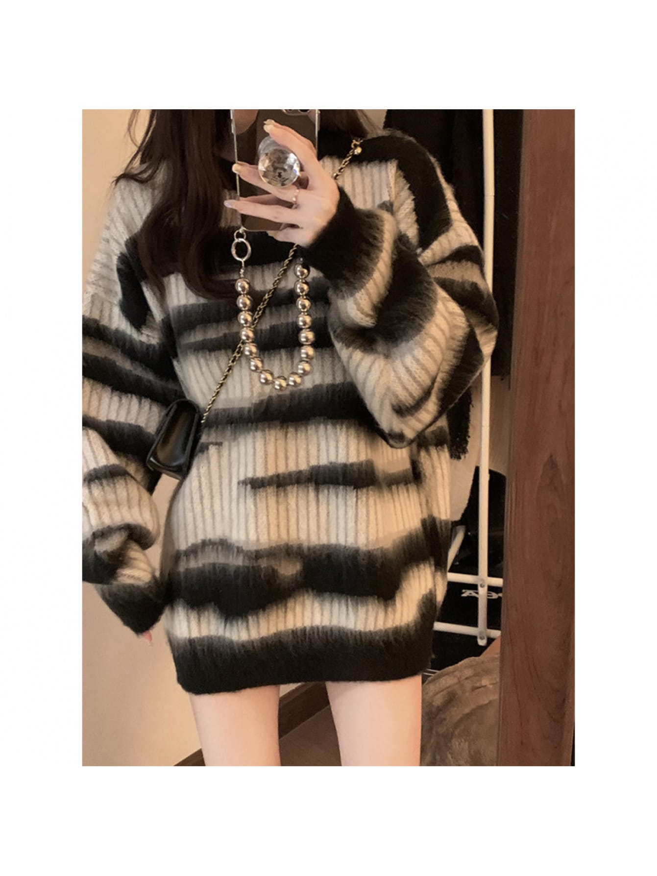 【ゆるダボ】ボーダー ニット セーター レディース チュニック丈 トップス 長袖 シャギーニット モヘアタッチ プルオーバー ビッグシルエット オーバーサイズ ゆったり 体型カバー お尻が隠れる 着痩せ 細見え 暖かい 厚手 柔らかい もちもち カジュアル レトロ