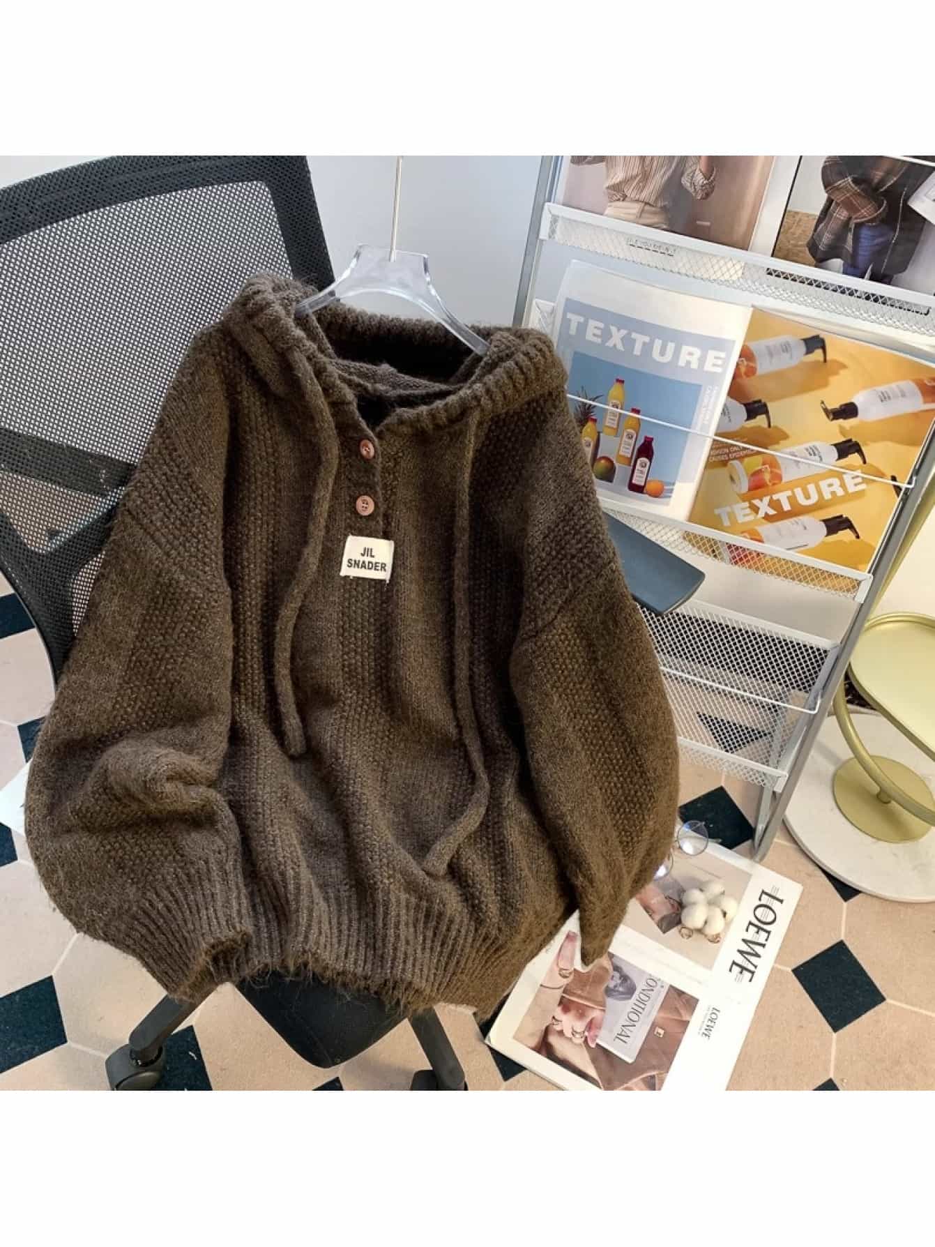 【ゆるシルエット】ニットパーカー レディース パーカー セーター フーディー ヘンリーネック ボタン トップス 長袖 厚手 ざっくりニット ローゲージ オーバーサイズ ゆったり 体型カバー 着痩せ 華奢見え 暖かい 防寒 秋冬 冬 春 プルオーバー 無地 カジュアル|Yokos