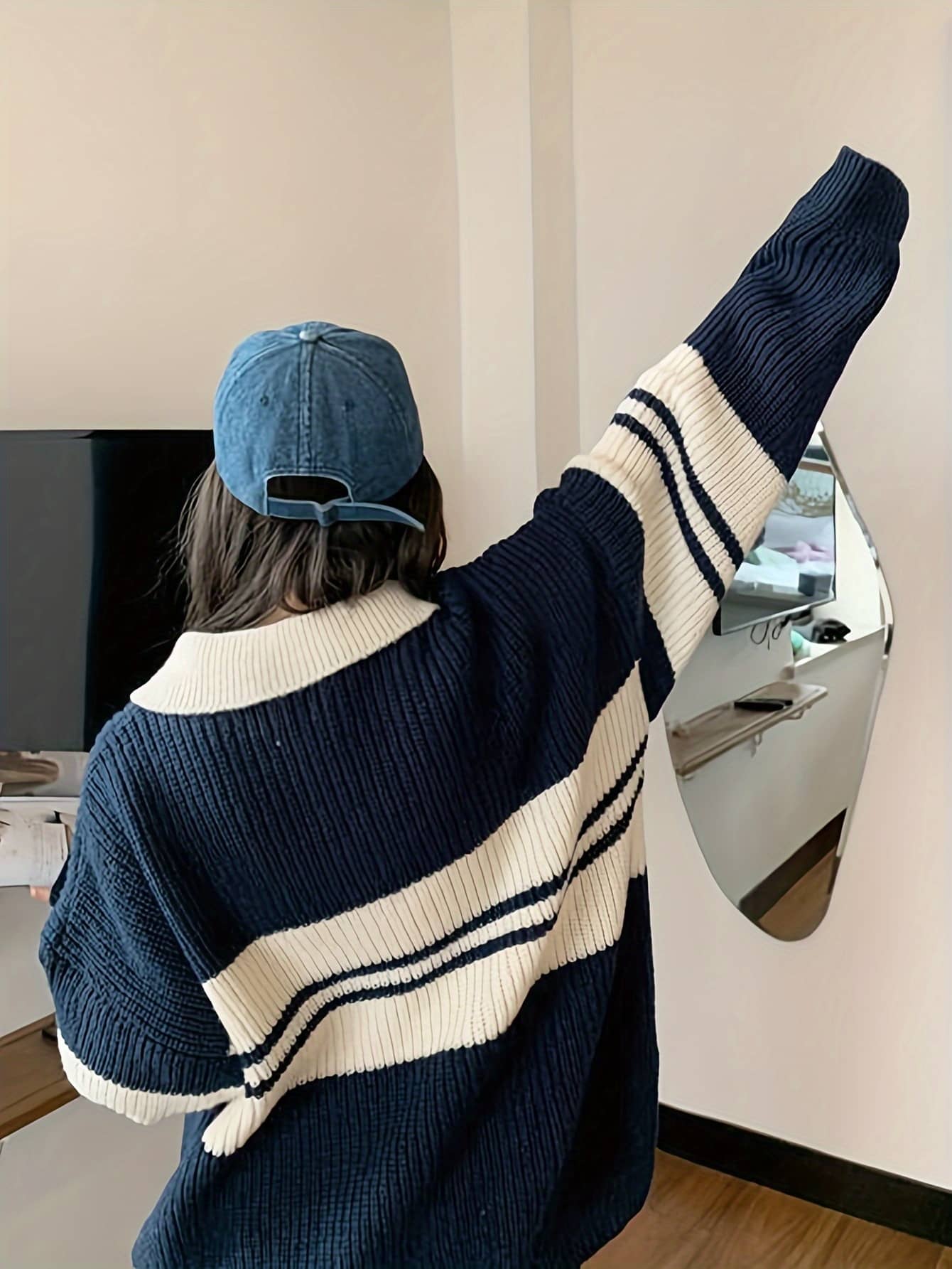 【ゆるダボ】 ボーダー ニット セーター レディース トップス 襟付き ポロ襟 ハーフジップ風 長袖 チュニック オーバーサイズ ビッグシルエット ゆるめ 体型カバー 着痩せ 二の腕カバー 華奢見え 韓国 ファッション ストリート 刺繍 ロゴ 熊 クマ カジュアル