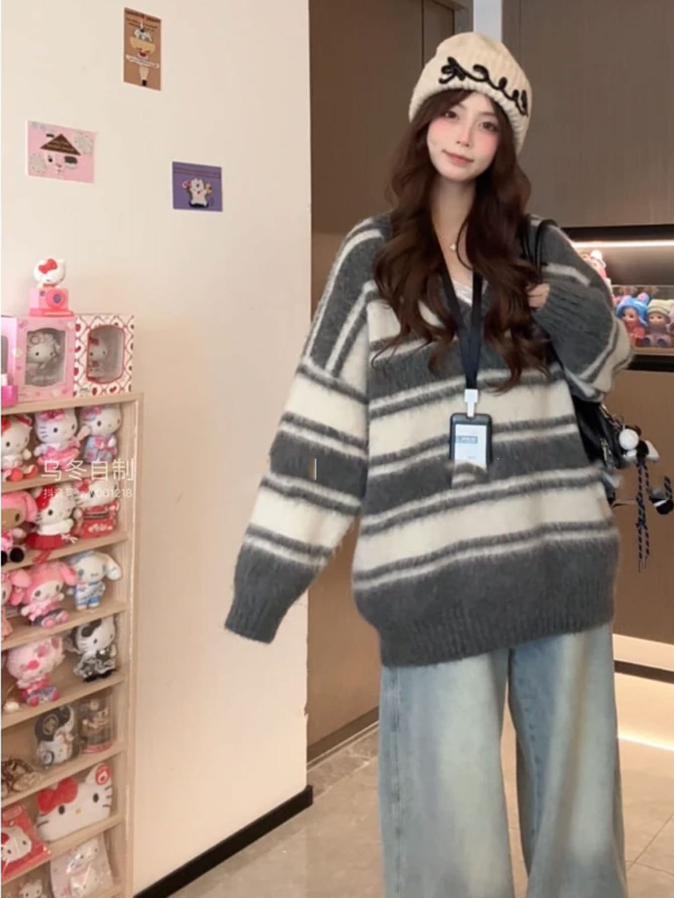 【モヘア風】 ボーダー ニット セーター レディース Vネック トップス プルオーバー オーバーサイズ 長袖 厚手 配色 ゆるニット ビッグシルエット ドロップショルダー 韓国 ファッション レトロ 大人可愛い カジュアル 体型カバー 着痩せ 細見え 暖かい 防寒 春 秋 冬｜Yokos