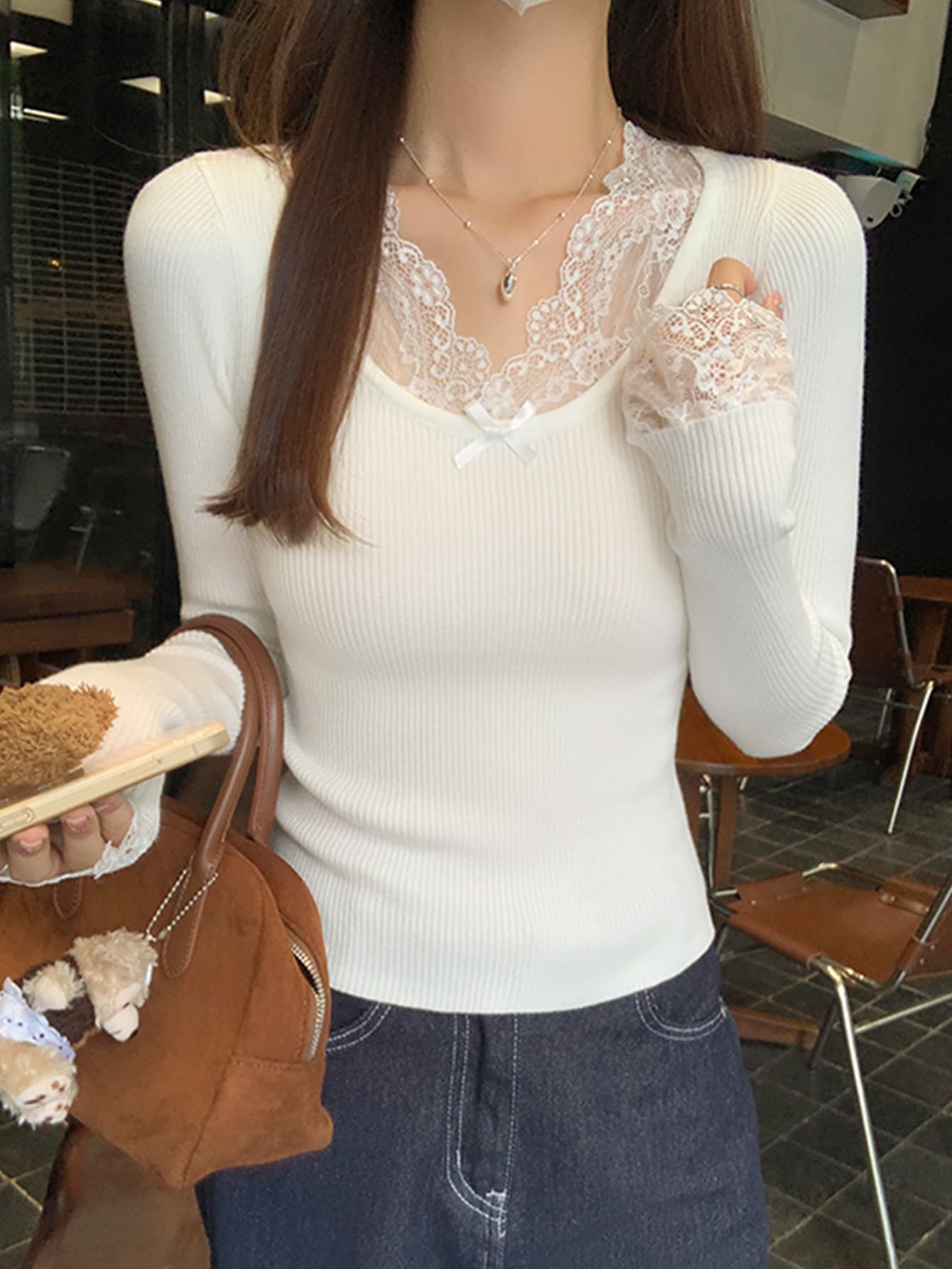 【レイヤード風】ニット レディース セーター トップス リブニット 長袖 Vネック レース リボン フリル インナー 重ね着 タイト スリム 細見え 着痩せ 体型カバー 無地 伸縮性 ストレッチ 柔らかい 通勤 オフィス OL デート 大人可愛い 清楚 きれいめ 20代 30代 40代
