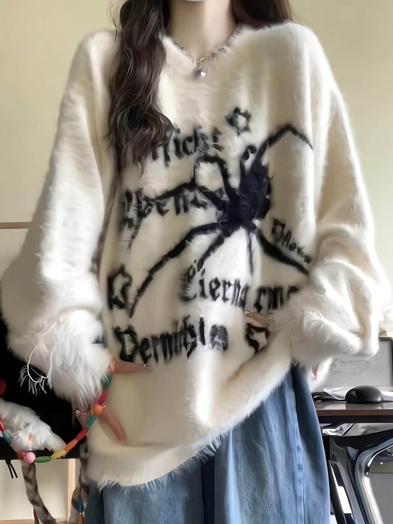 【スパイダー柄】 ニット セーター レディース 蜘蛛 クモ 地雷系 ストリート系 トップス オーバーサイズ ビッグシルエット ゆるだぼ シャギーニット 起毛 ダメージ加工 ヴィンテージ風 パンク ゴシック サブカル 体型カバー 着痩せ 華奢見え 暖かい 秋冬 カジュアル|Yokos