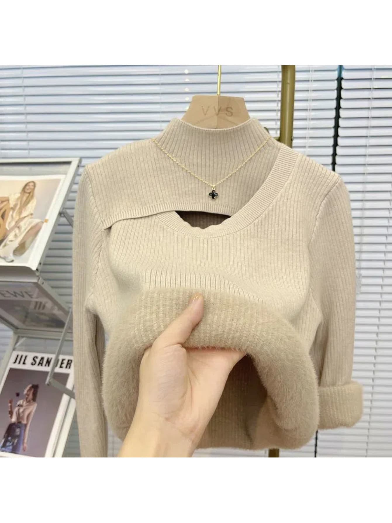 【裏起毛×蓄熱保温】ニット セーター レディース ハイネック ボトルネック 胸元開き カットアウト リブニット インナー トップス プルオーバー 厚手 暖かい 防寒 2025 秋冬 体型カバー 着痩せ 細見え 無地 きれいめ 大人可愛い エレガント オフィス 通勤 通学 デート