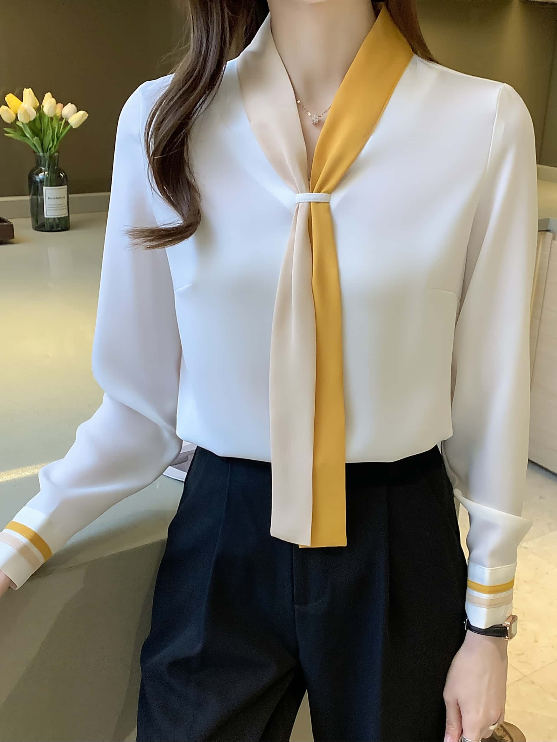 【ボウタイ風】ブラウス レディース 長袖 スカーフタイ オフィス きれいめ シャツ トップス 事務服 Vネック バイカラー シフォン とろみ 洗える シワになりにくい 体型カバー 着痩せ 通勤 OL ビジネス フォーマル 入学式 卒業式 卒園式 入園式 春 秋 冬 白 ホワイト