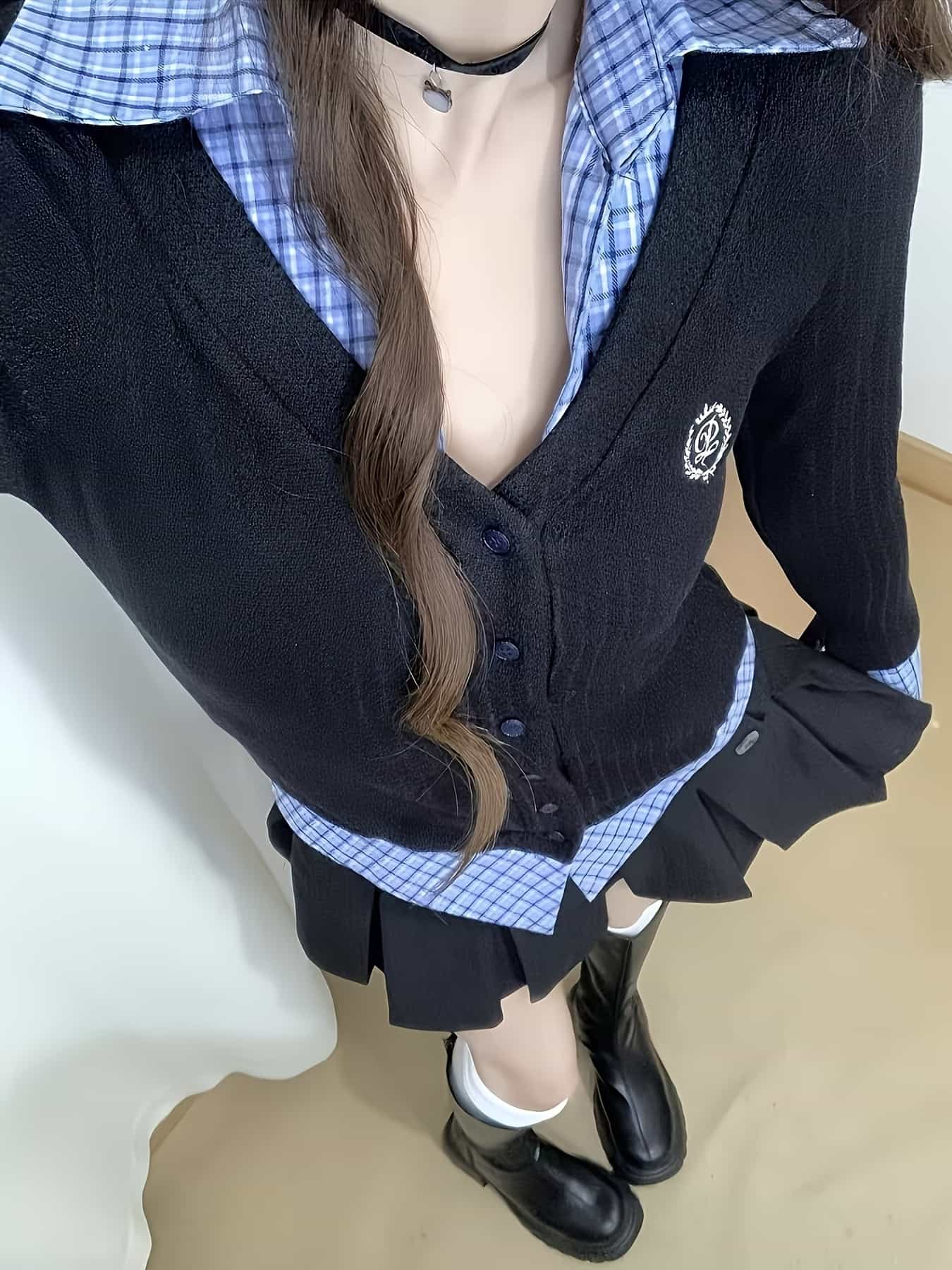 【レイヤード風】トップス レディース 重ね着風 チェック柄 シャツ フェイクレイヤード カーディガン風 長袖 カットソー Tシャツ ブラウス 襟付き ワッペン 刺繍 Vネック 異素材 韓国 ファッション オルチャン スクール風 レトロ 大人可愛い カジュアル きれいめ