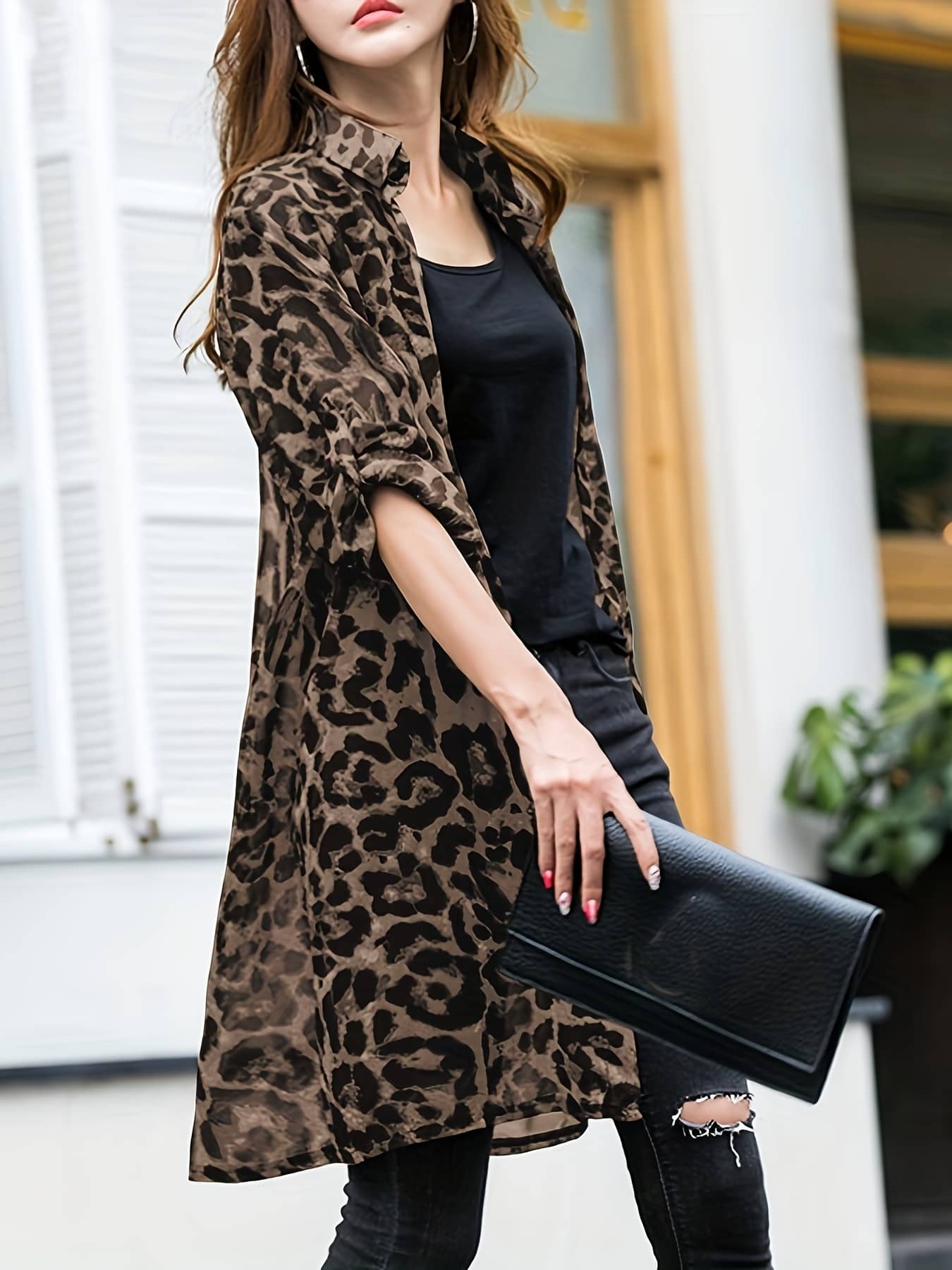 【レオパード柄】 シャツ レディース ロングシャツ ヒョウ柄 ブラウス カーディガン 羽織り シアー シフォン 豹柄 アニマル柄 襟付き 長袖 チュニック トップス 透け感 涼しい 冷房対策 日焼け予防 UV対策 紫外線対策 体型カバー 二の腕カバー 着痩せ お尻隠れる