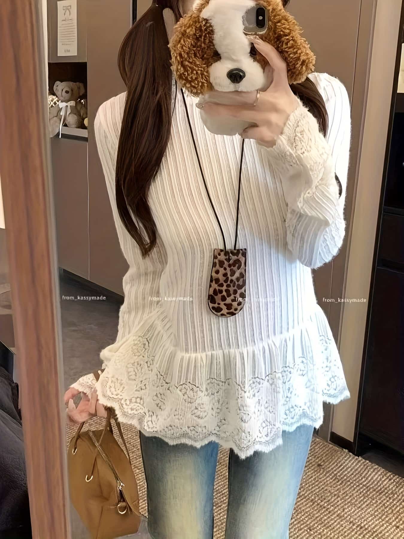 【裏起毛】 カットソー レディース 長袖 レース トップス 裾レース プリーツ Tシャツ ロンT ハイネック 裏ボア 暖かい 保温 防寒 インナー 重ね着 裾コンシャス 体型カバー チュニック 大人可愛い きれいめ カジュアル オフィス ママ 秋冬 白黒
