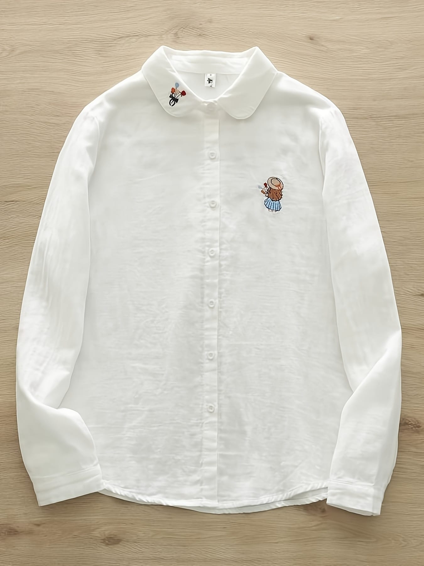【大人可愛い刺繍】ブラウス レディース 長袖 シャツ 白シャツ 丸襟 刺繍 ワンポイント トップス 襟付き ボタン コットン リネンタッチ ナチュラル 森ガール きれいめ カジュアル 体型カバー ゆったり 着痩せ 春 秋 冬 普段着 お出かけ 通勤 通学 事務服 オフィス OL
