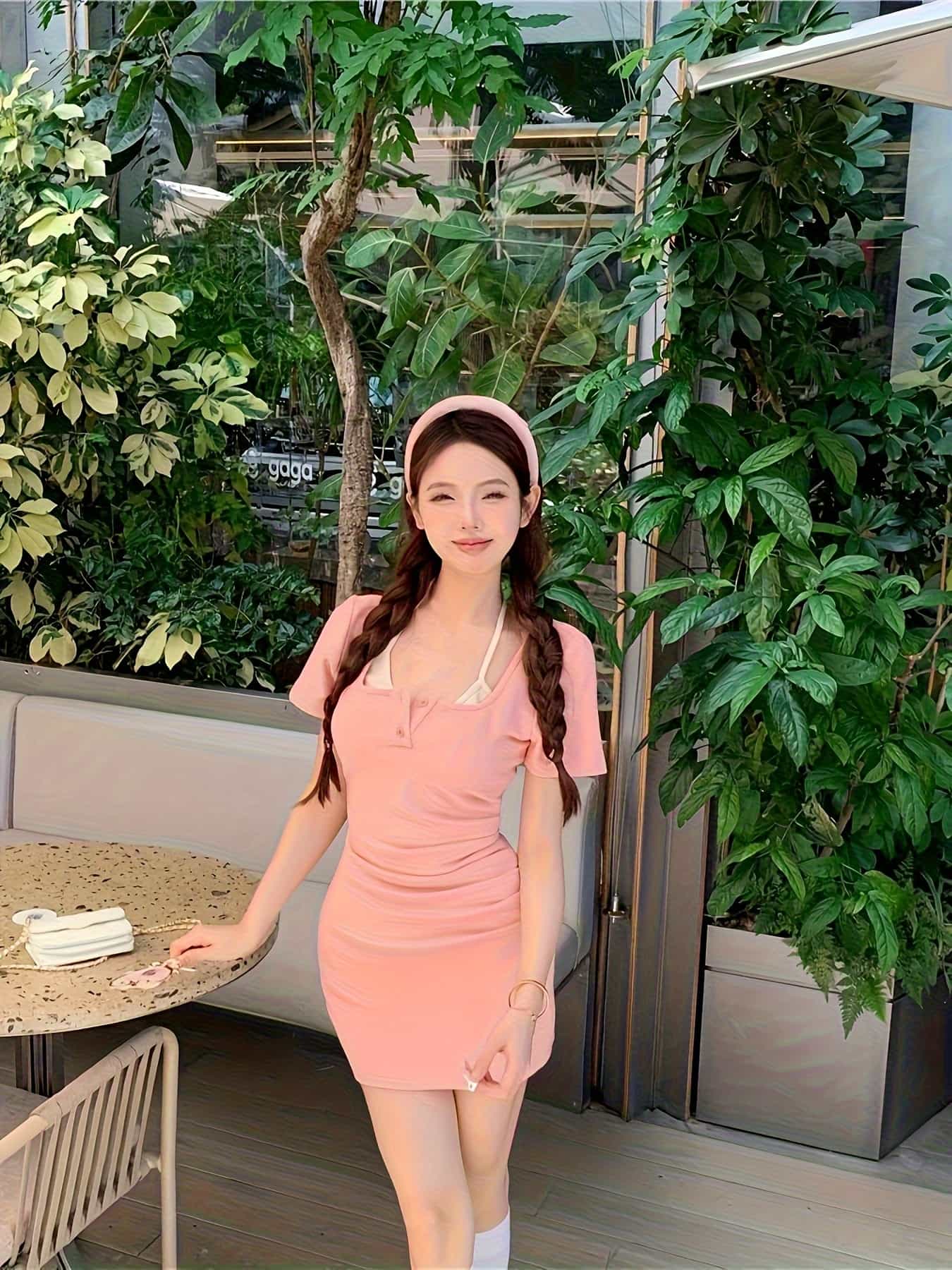 【重ね着風】ミニワンピース レディース 半袖 ホルターネック セクシー 韓国ファッション タイトワンピース リブ チュニック レイヤード 偽二枚 セットアップ風 スリム フィット ボディコン 無地 伸縮 ストレッチ 楽ちん 着痩せ 細見え 体型カバー 美脚 脚長 洗える