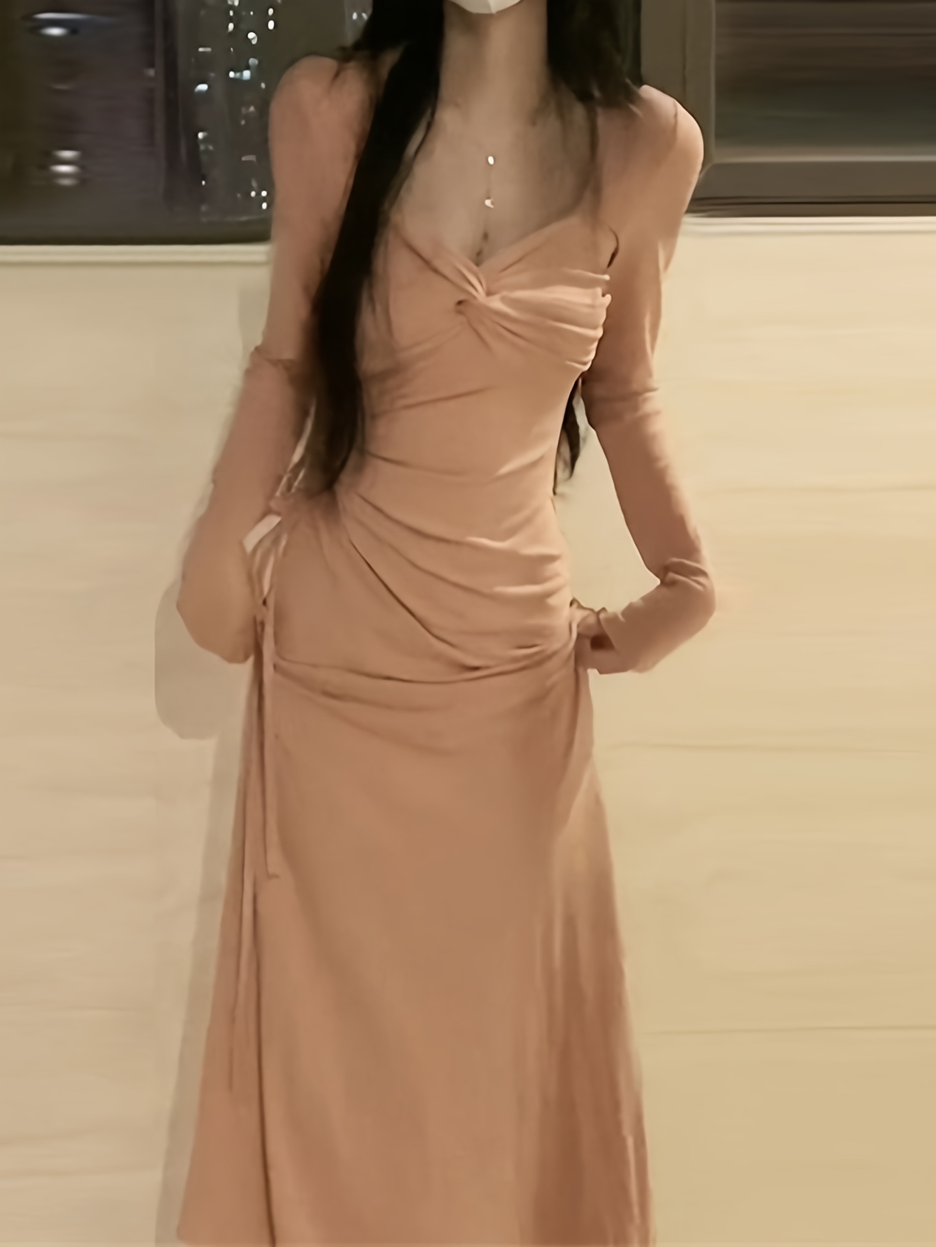 【美シルエット】ロングワンピース タイト セクシー 長袖 Vネック 胸元 ねじり マキシ丈 ワンピ きれいめ 大人可愛い 春 夏 秋 冬 ロングワンピ タイトワンピース チュニック マキシワンピース ボディコン スリム 伸縮 ストレッチ 体型カバー 着痩せ 細見え 縦長効果
