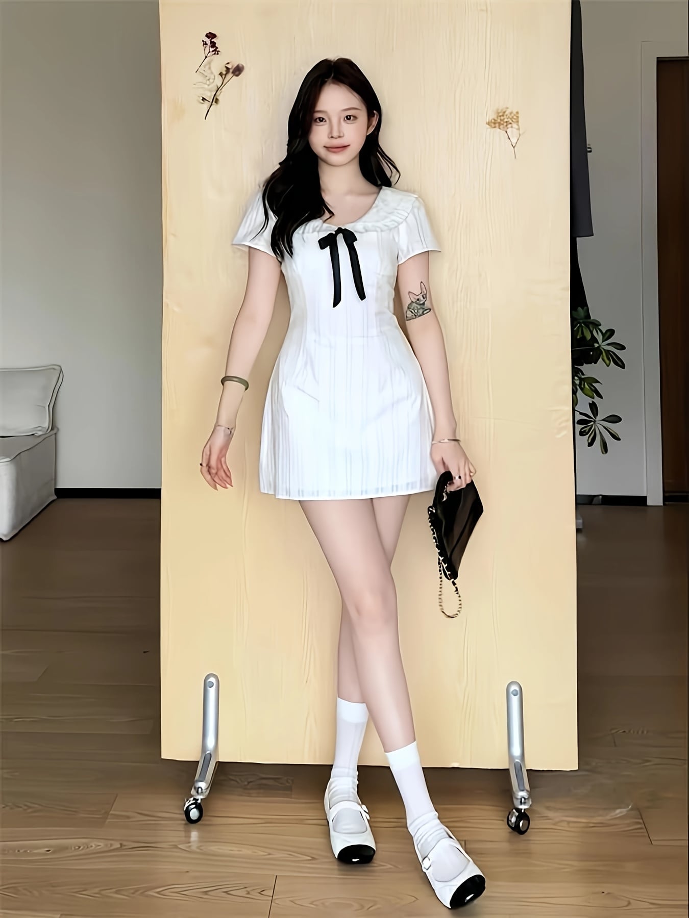 【大人可愛い】 ワンピース レディース 半袖 ミニ丈 リボン 白 ホワイト フレンチ ガーリー Aライン 襟付き ビッグカラー 清楚 清潔感 レトロ チュニック 膝上丈 ウエストマーク ウエストリボン 着痩せ 細見え 脚長 美脚 体型カバー お洒落 おしゃれ きれいめ