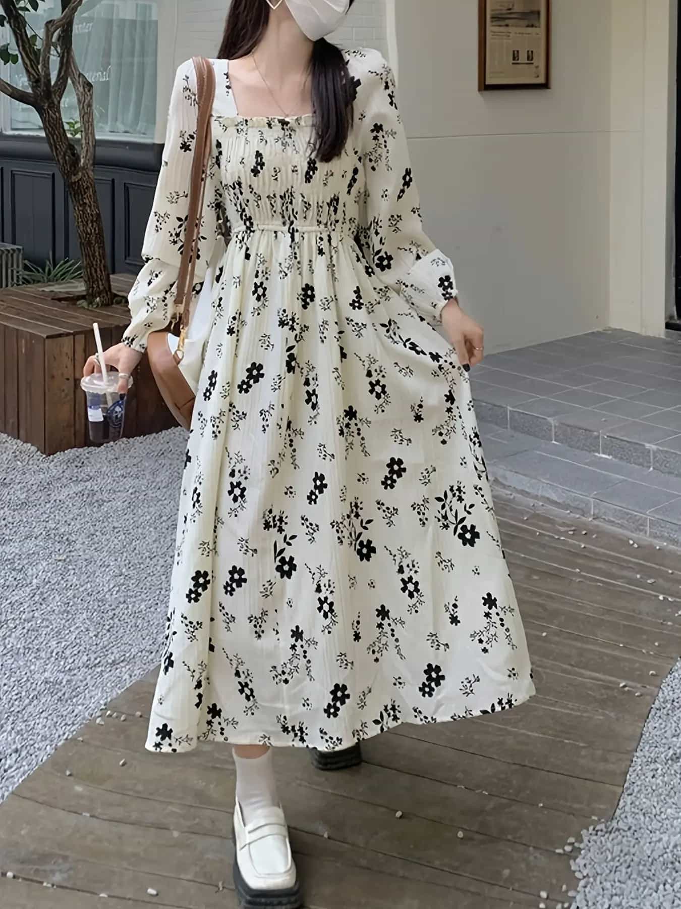 【大人可愛い】 ワンピース ロング 花柄 長袖 スクエアネック レディース マキシワンピ 小花柄 ハイウエスト シャーリング 着痩せ 体型カバー レトロ フレンチ 春 秋 冬 きれいめ フェミニン Ａライン ウエストマーク ロングワンピース ボリューム袖 ワンピ ドレス